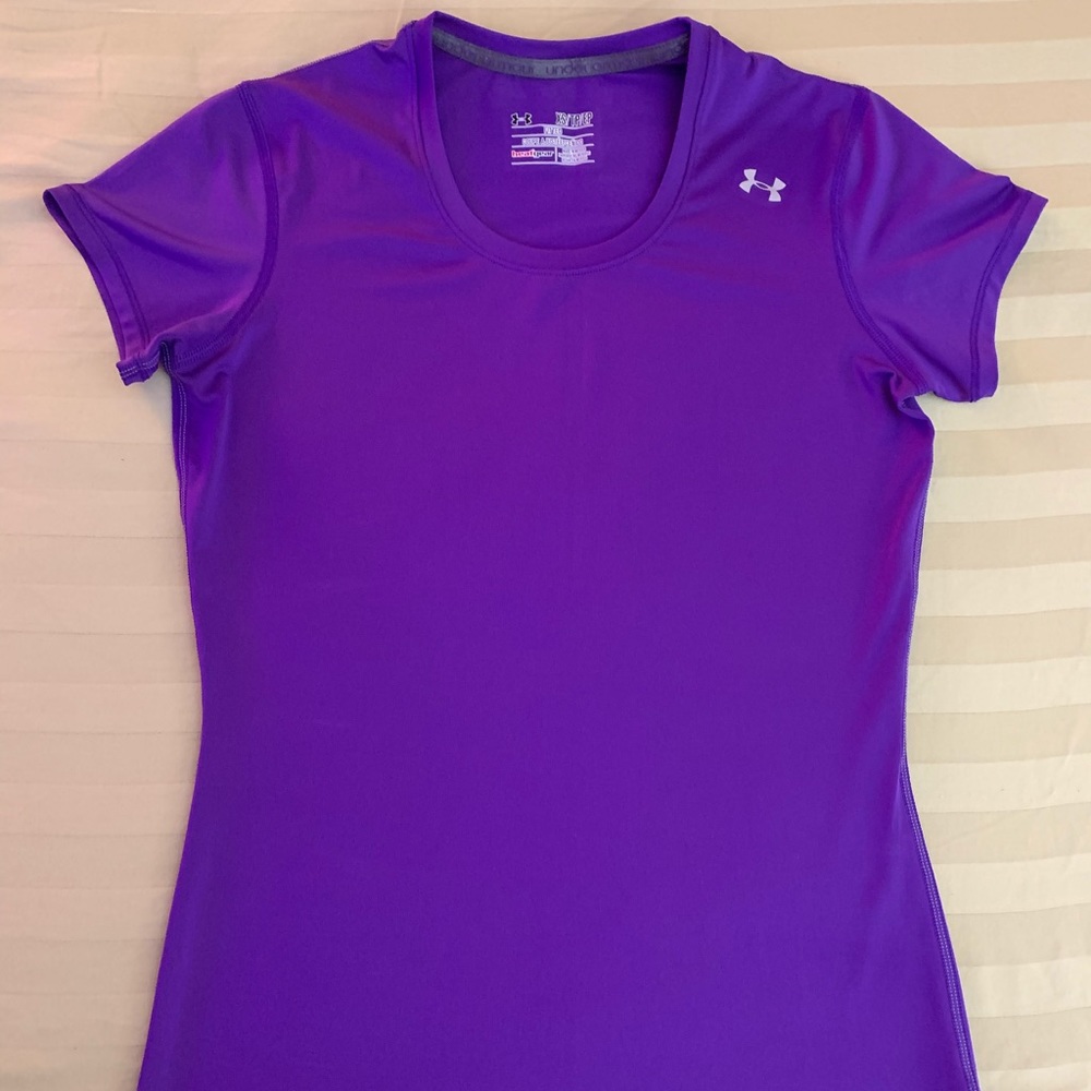 Under Armour XS Fitted Short Sleeve Purple Top